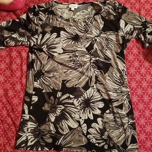 NWOT Lularoe Xl Gigi Black and Grey floral
